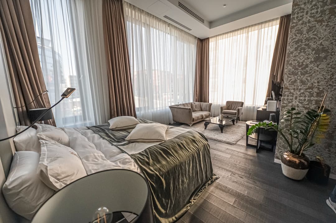 Suite interior