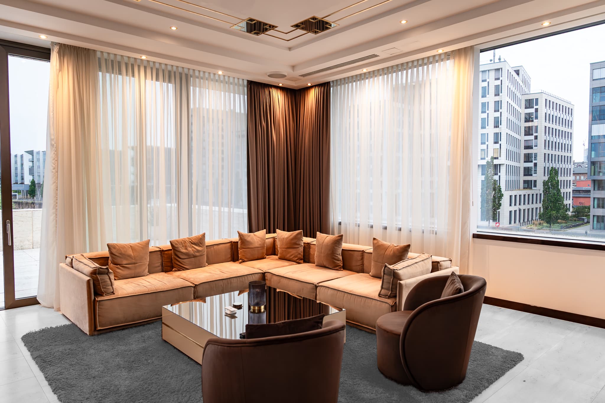Living-and-dining area of Main Suites Hotel - Image 4
