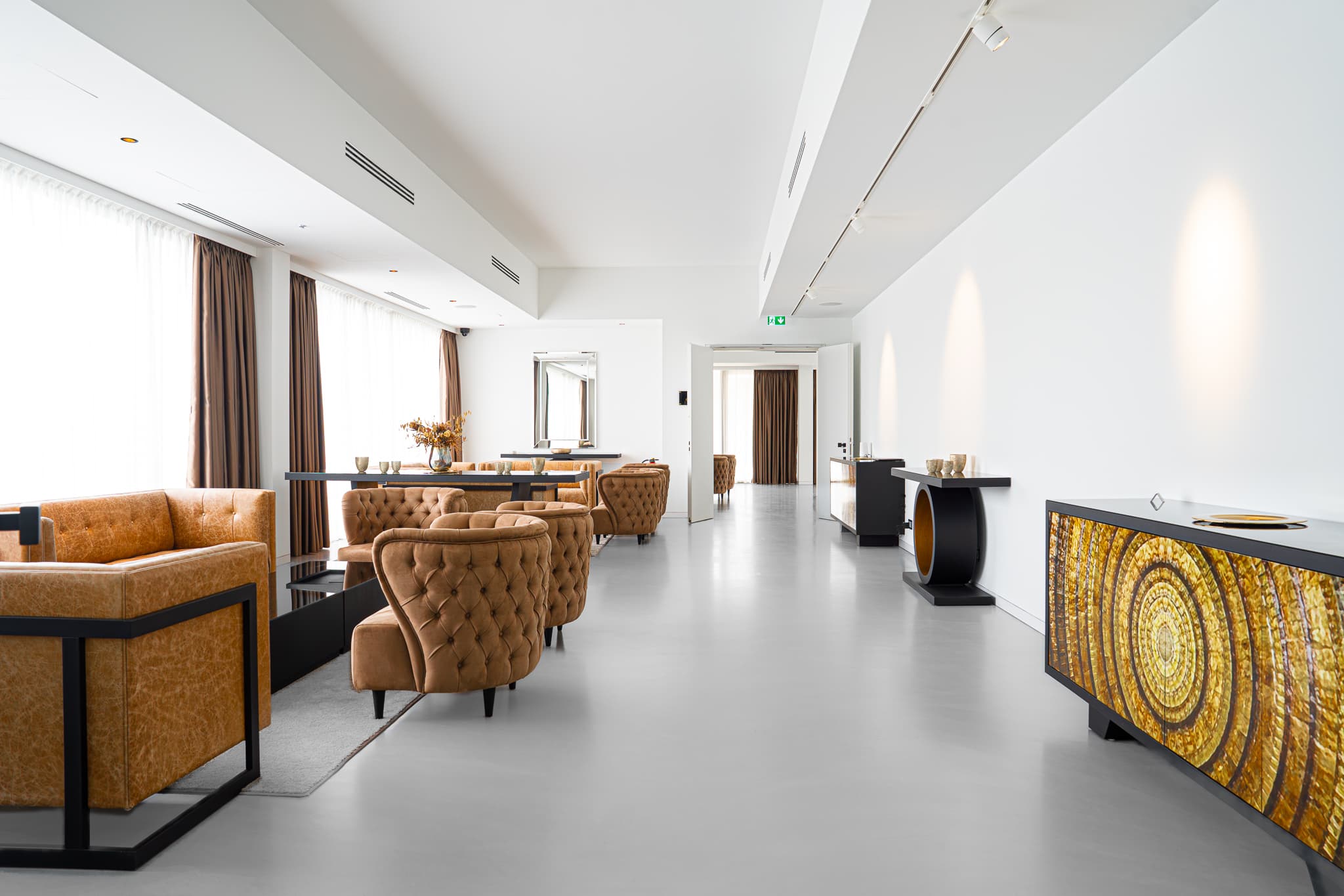 Lobby area of Main Suites Hotel - Image 1