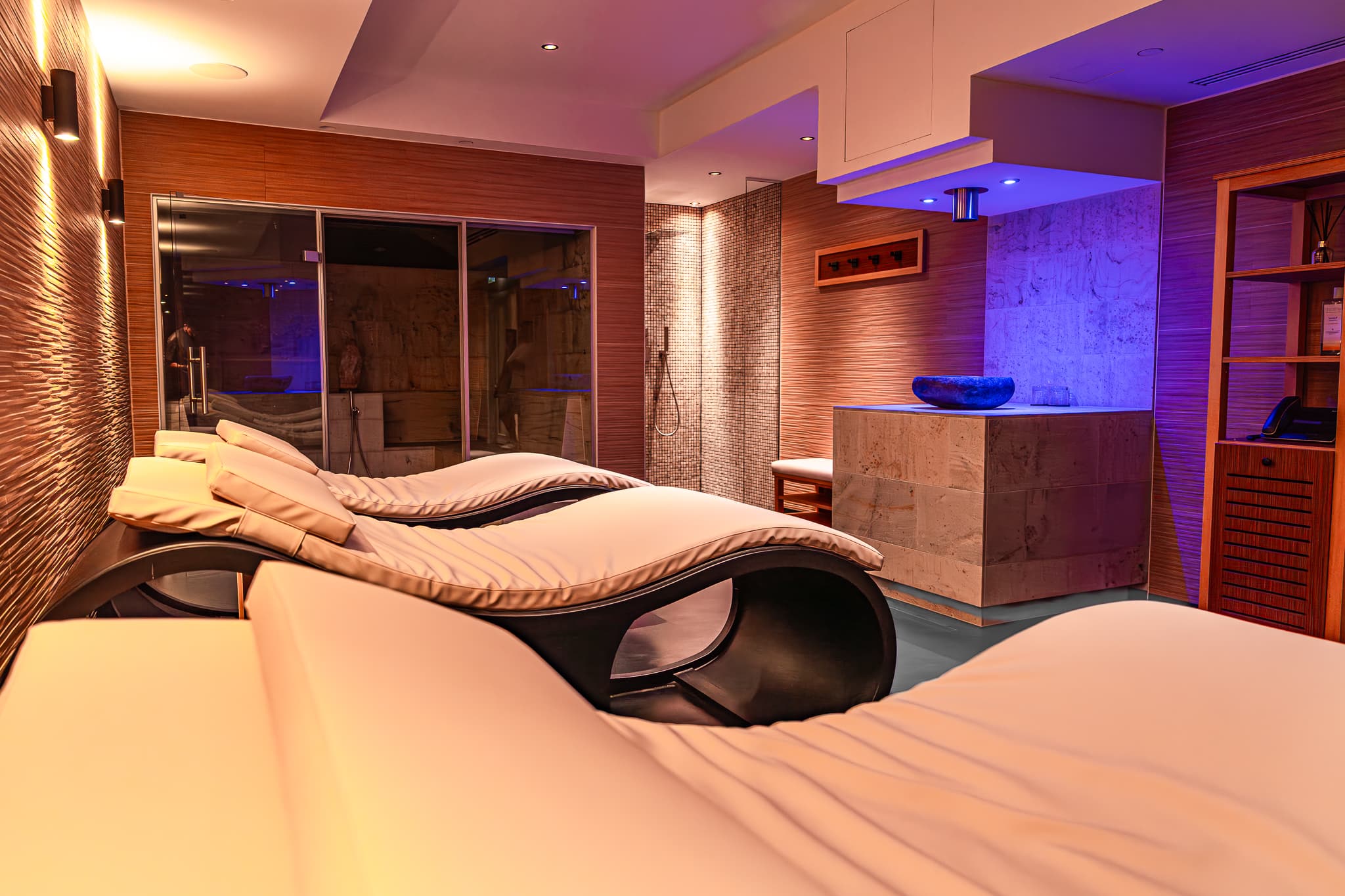 Spa area of Main Suites Hotel - Image 5