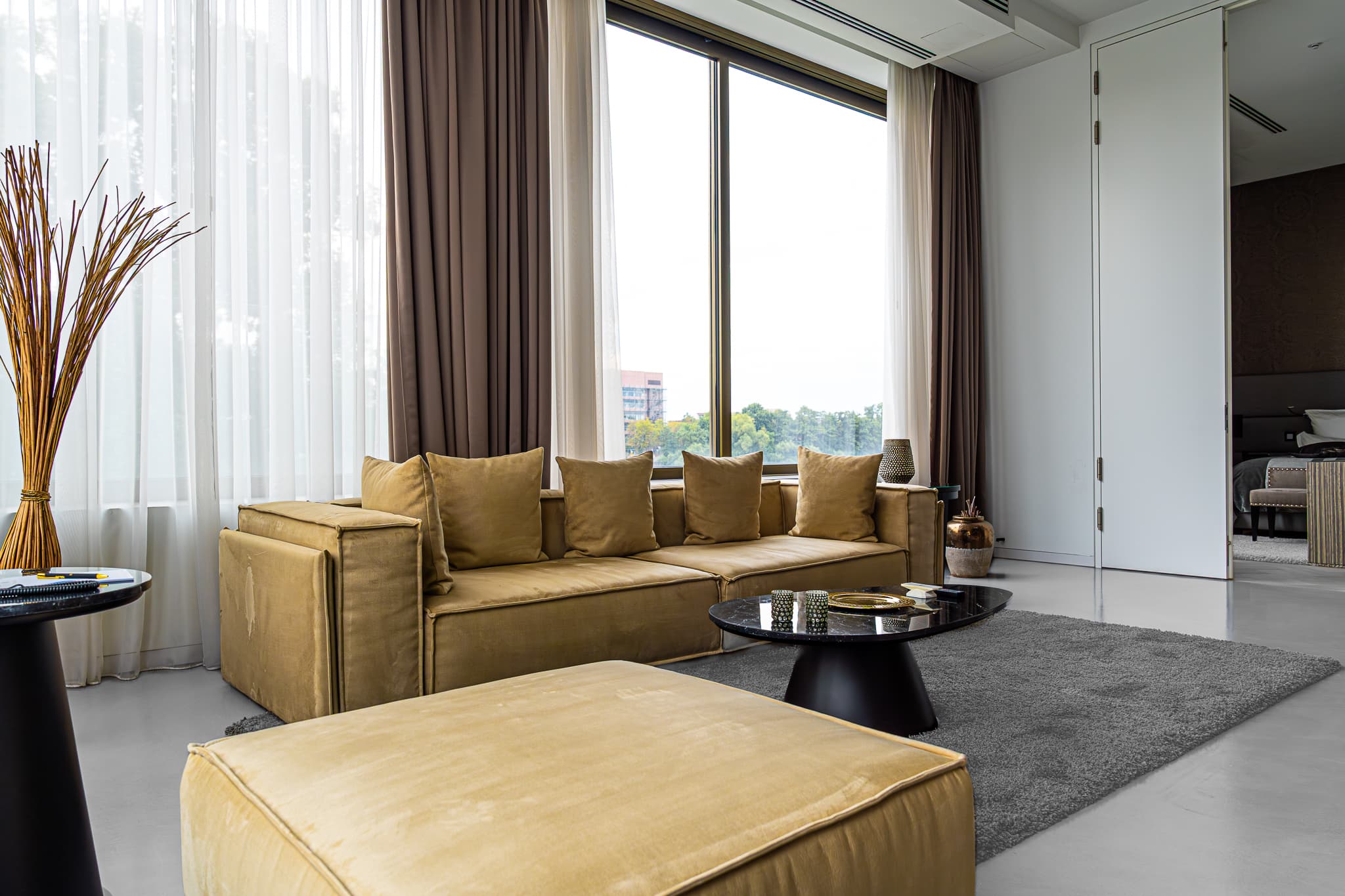 Suites/berlin area of Main Suites Hotel - Image 2