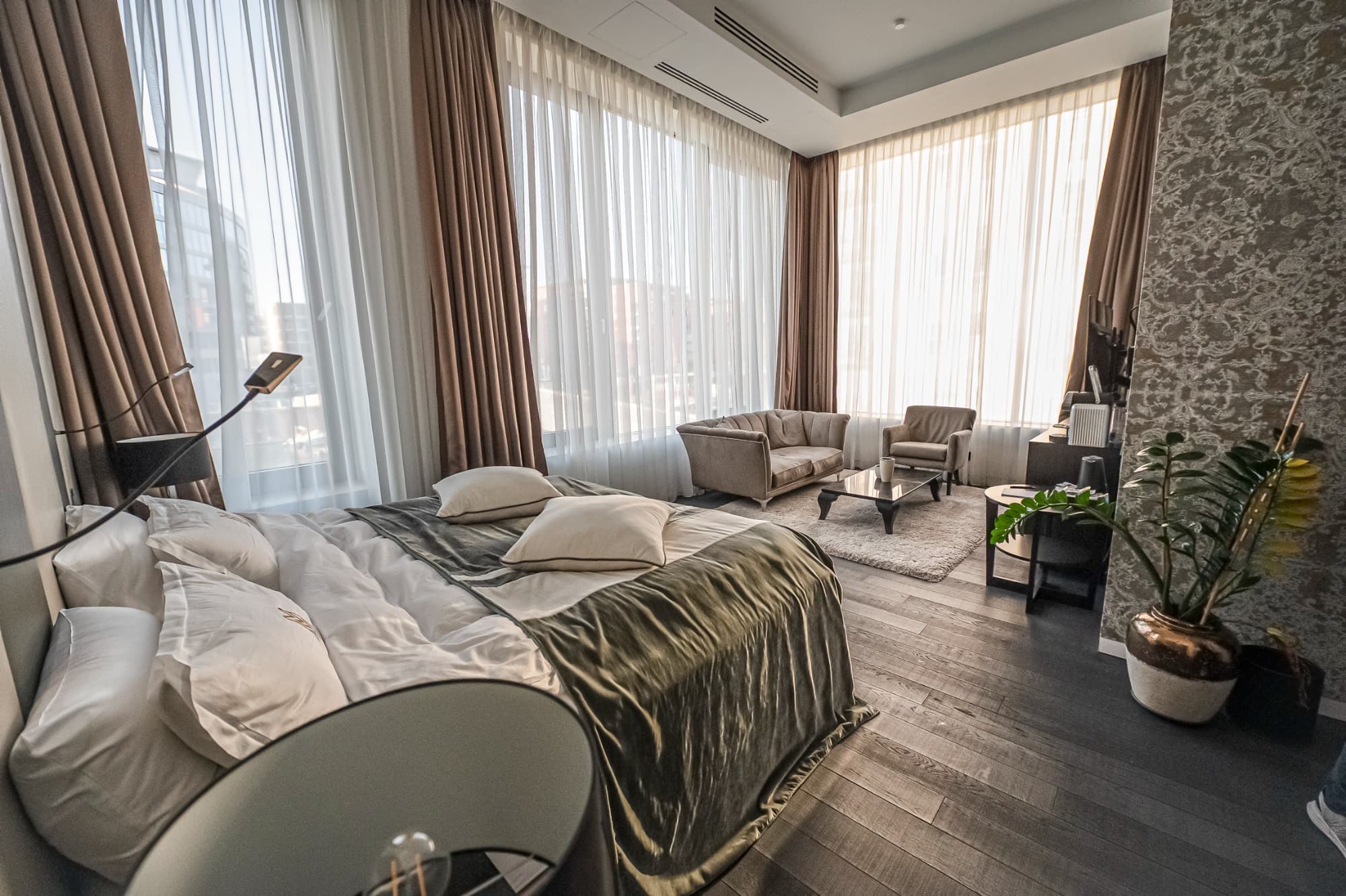 Doha Suite